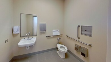 1435 N Randall Rd, Elgin, IL for lease Interior Photo- Image 2 of 5