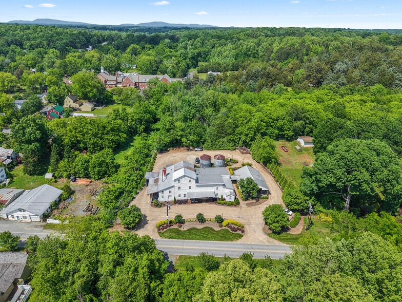 5455 Bethania Rd, Winston-Salem, NC for sale - Building Photo - Image 2 of 9