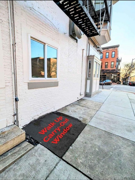 25 N Chester St, Baltimore, MD for lease - Building Photo - Image 1 of 6