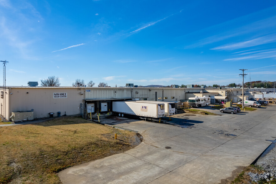 1420 Toshiba Dr, Lebanon, TN for lease - Building Photo - Image 3 of 4