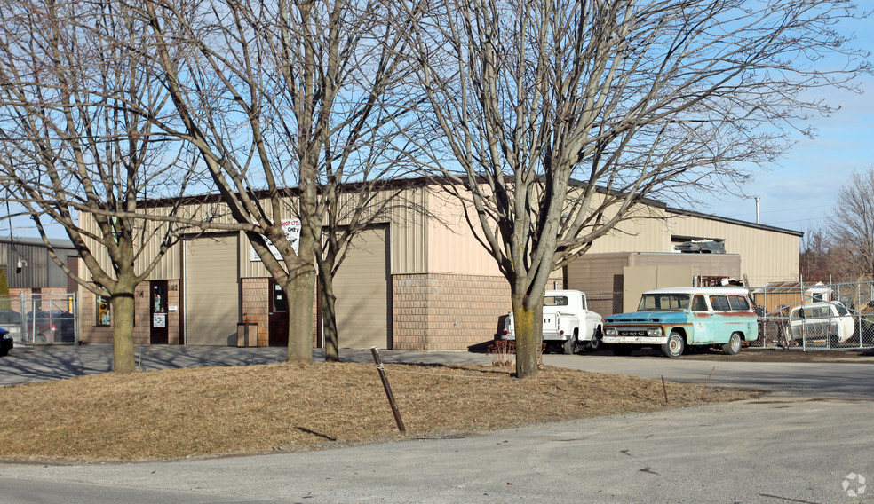 1682 Baseline Rd W, Clarington, ON for lease - Primary Photo - Image 1 of 2