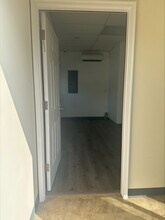 1244 Rt US 9 S, Ocean View, NJ for lease Interior Photo- Image 2 of 8