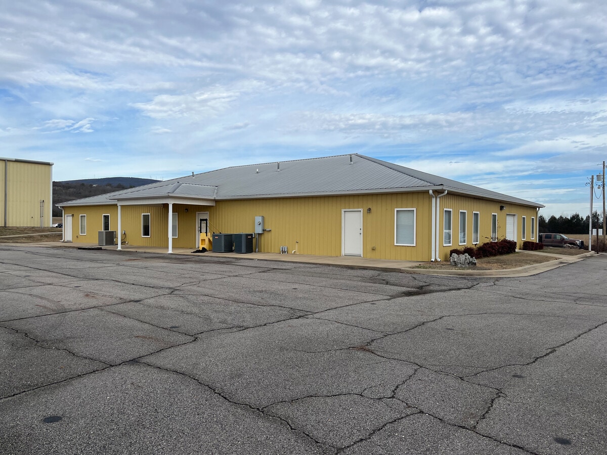 100 Tiger Ln, Poteau, OK 74953 Industrial for Sale