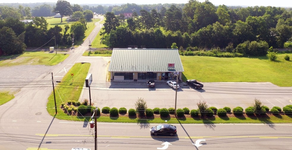5746 Old US 52 Hwy, Lexington, NC for lease - Building Photo - Image 2 of 13