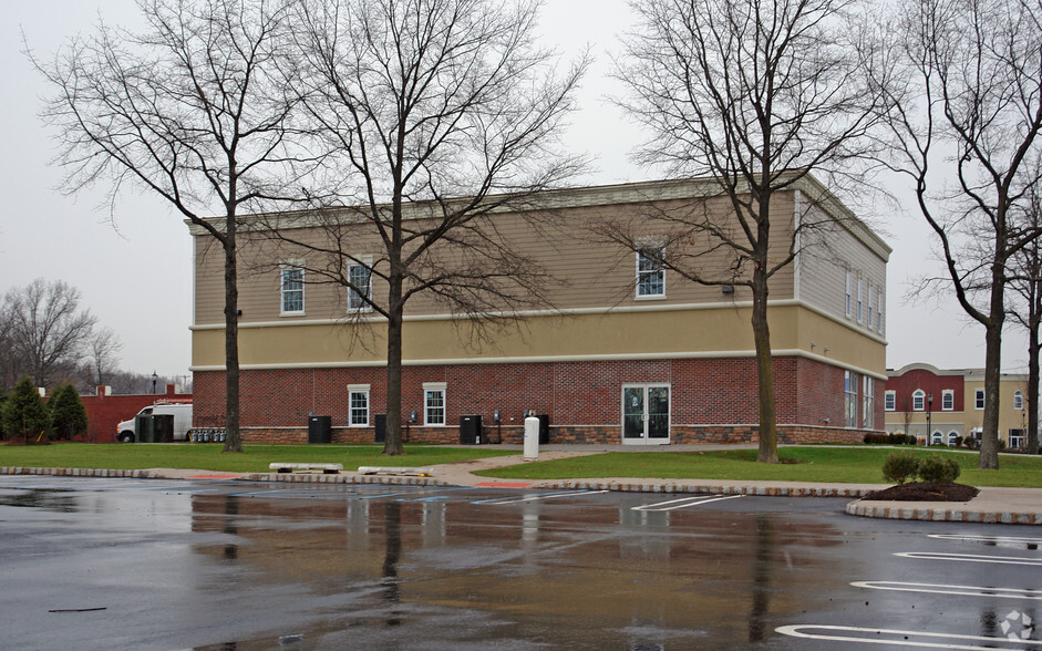 136-150 State Route 31, Flemington, NJ for lease - Building Photo - Image 3 of 9