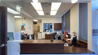 Westheimer, Houston, TX for lease Interior Photo- Image 2 of 10