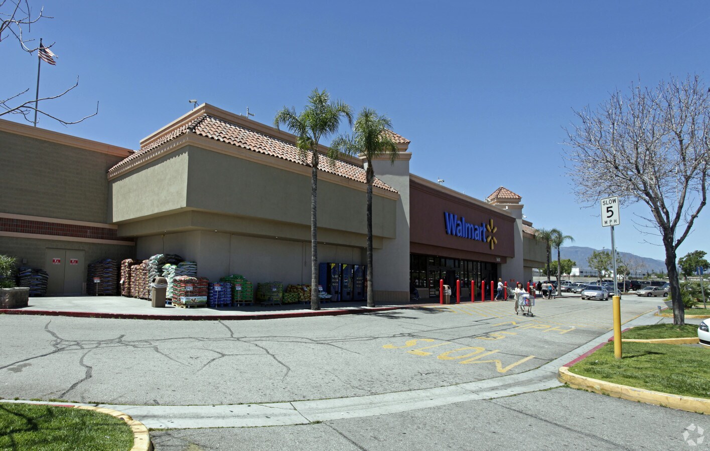 1610 S Riverside Ave, Rialto, CA 92376 Rialto Gateway Plaza