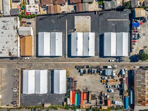 10940 Vulcan St, South Gate, CA - AERIAL  map view