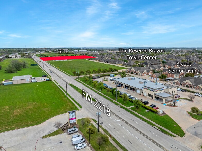 1821 BF Terry Blvd, Rosenberg, TX for lease - Primary Photo - Image 1 of 9