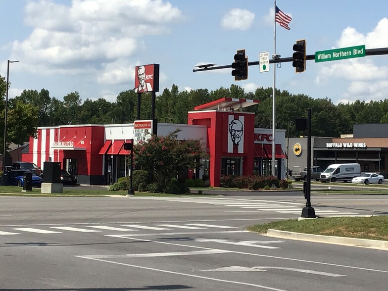 1701 N Jackson St, Tullahoma, TN for sale - Building Photo - Image 1 of 5