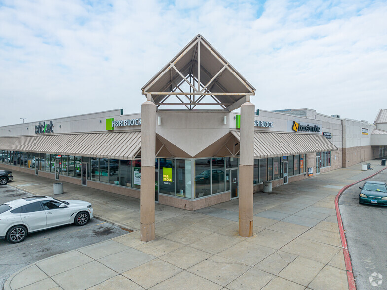 4500-4700 S Damen Ave, Chicago, IL for lease - Building Photo - Image 1 of 12