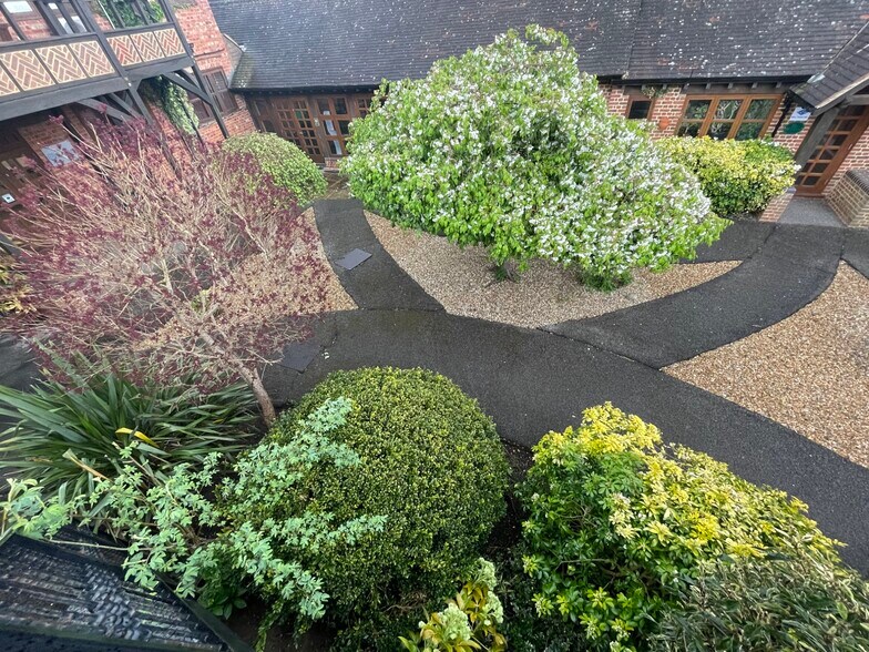 4 Hillside Rd, Aldershot for lease - Other - Image 3 of 7