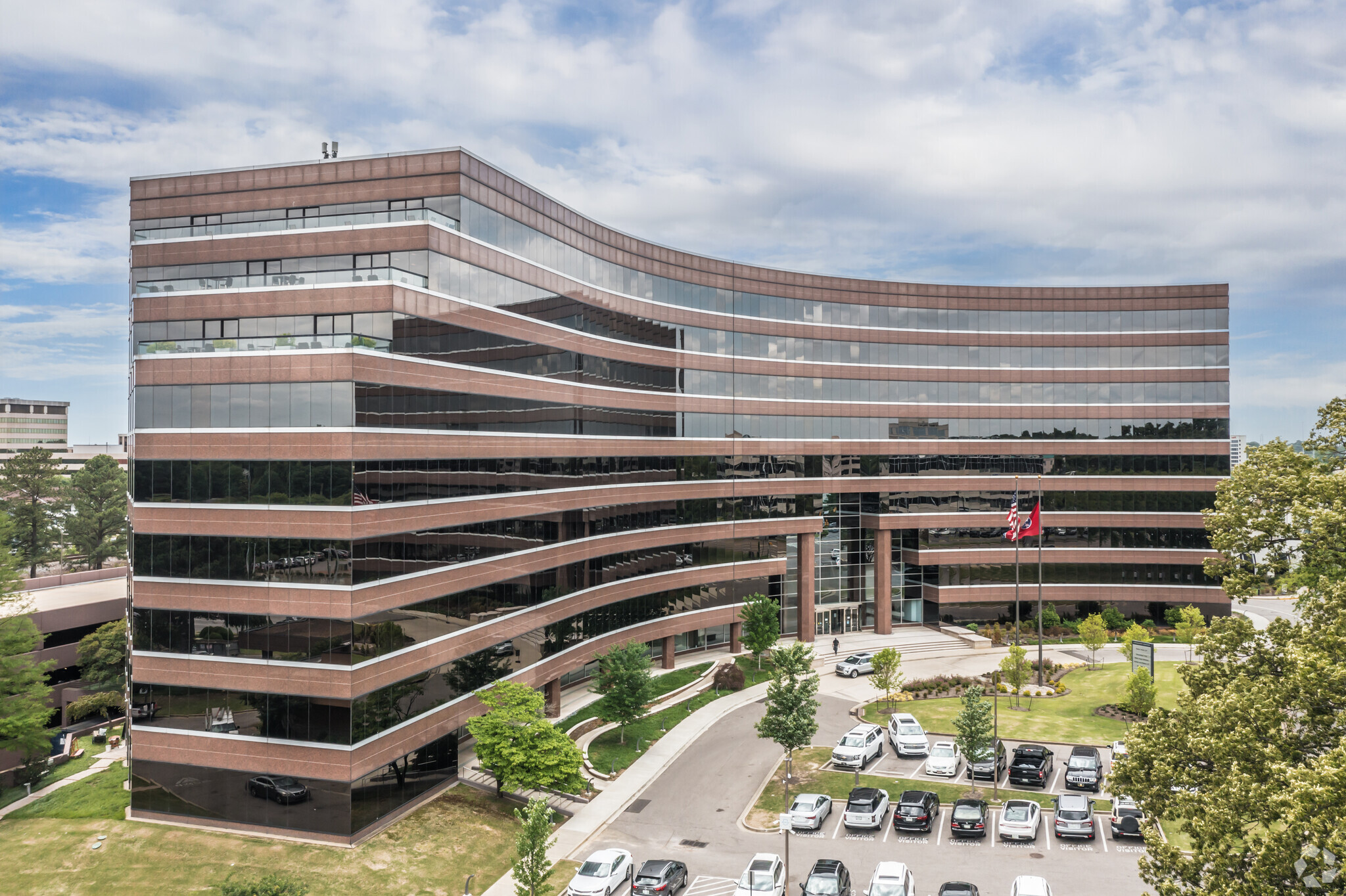 6075 Poplar Ave, Memphis, TN for sale Building Photo- Image 1 of 1