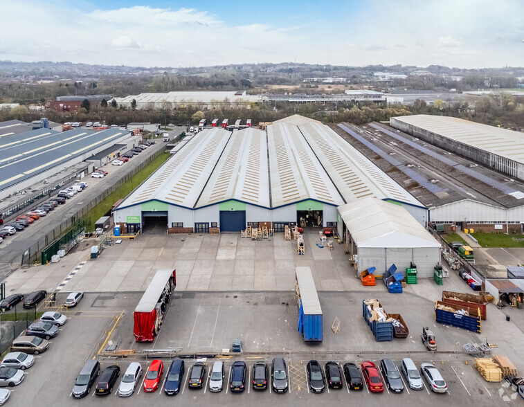 Potter Place Industrial Estate, Skelmersdale for lease - Building Photo - Image 3 of 5