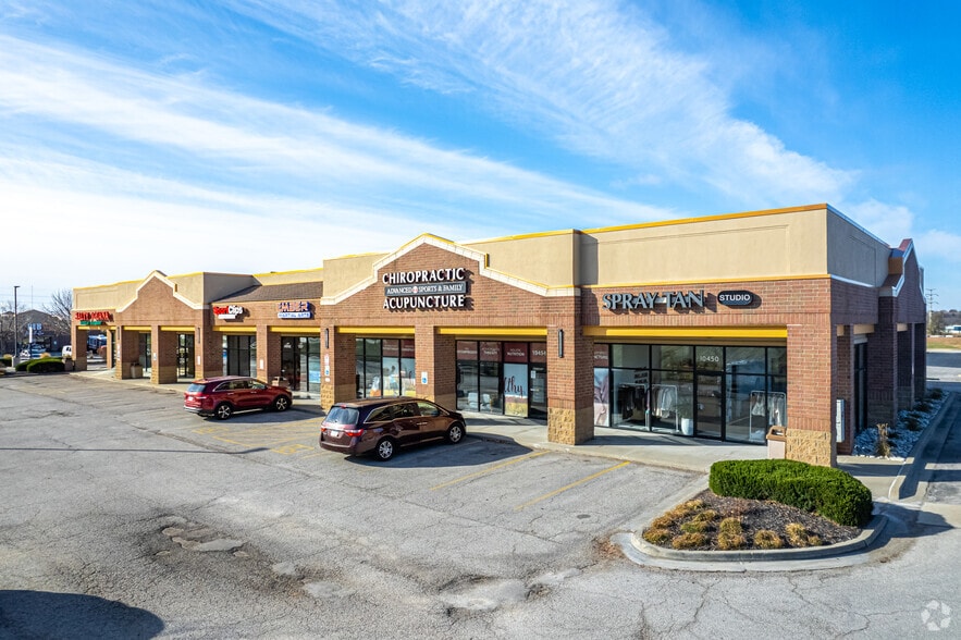 10450-10478 S Ridgeview Rd, Olathe, KS for lease - Building Photo - Image 3 of 8
