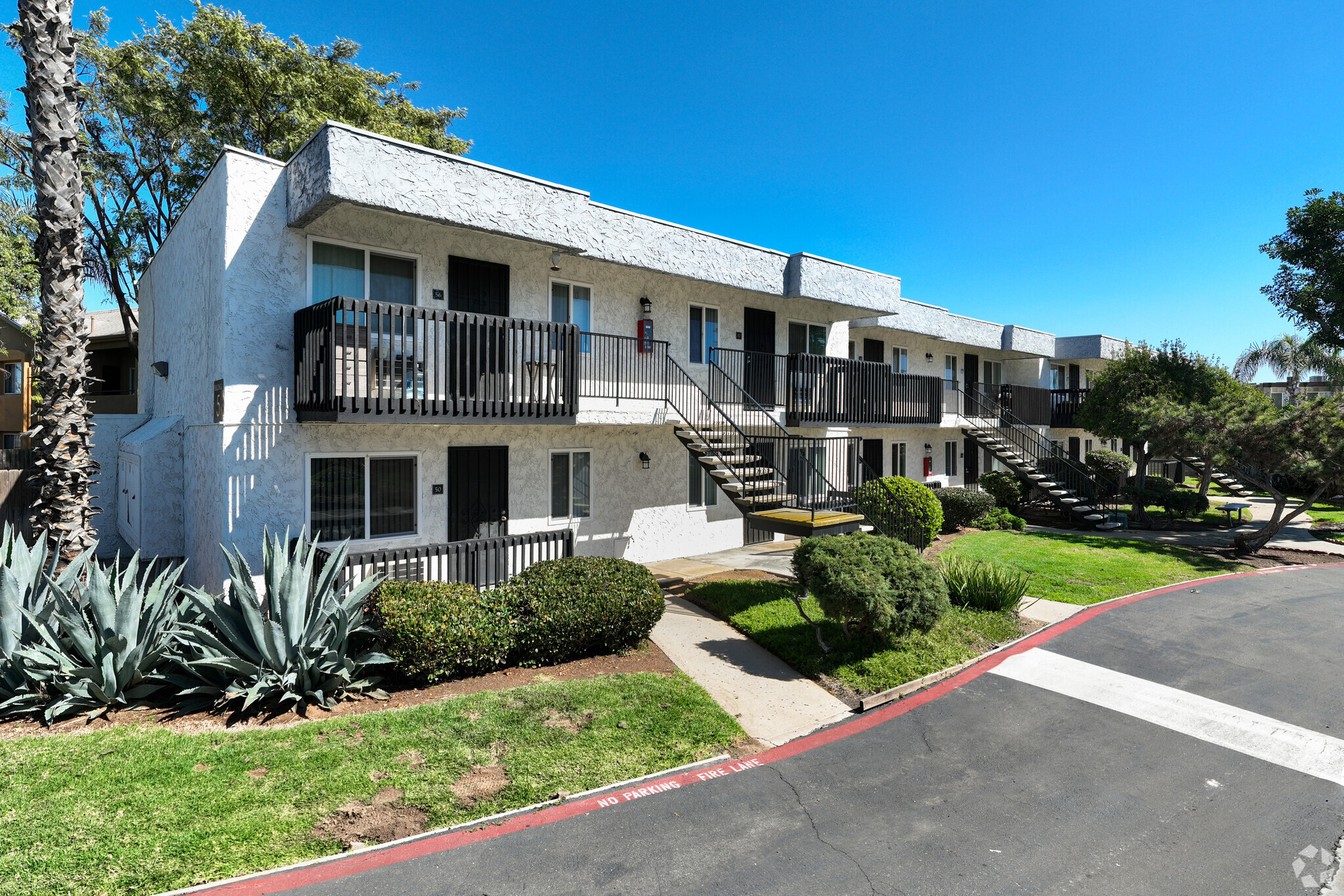 1360 E Madison Ave, El Cajon, CA for sale Primary Photo- Image 1 of 1