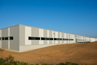 More details for 8000 Av Blaise-Pascal, Montréal, QC - Industrial for Lease