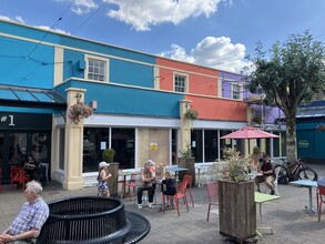 Vicarage Walk, Frome for lease Interior Photo- Image 1 of 2