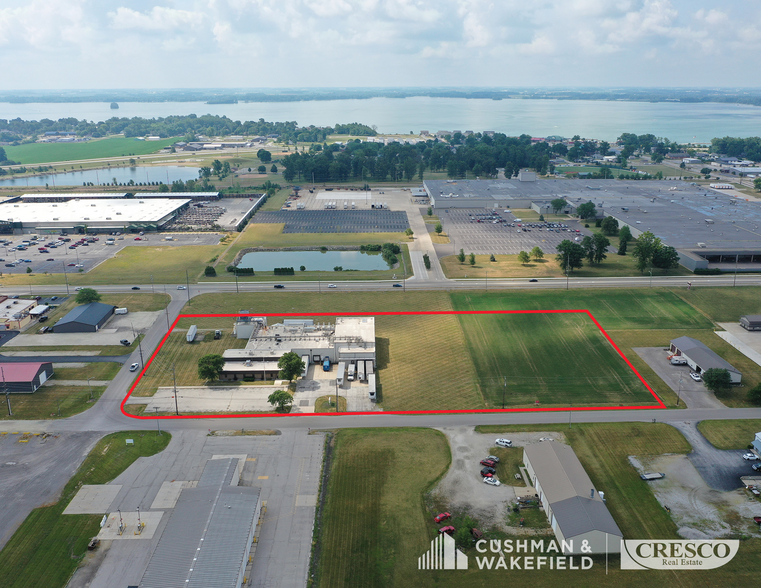 1800 Industrial Dr, Celina, OH for sale - Primary Photo - Image 1 of 4