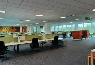 550 Oracle Parkway, Reading for lease Interior Photo- Image 2 of 2