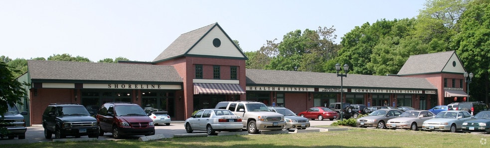 114-116 E Main St, Clinton, CT for sale - Primary Photo - Image 1 of 1
