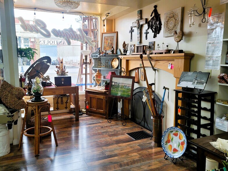 121 Broadway Ave S, Buhl, ID 83316 Retail for Sale