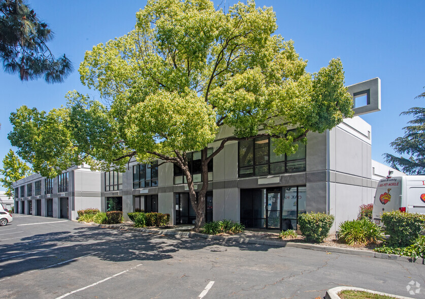 1560 Koll Cir, San Jose, CA for lease - Building Photo - Image 2 of 10