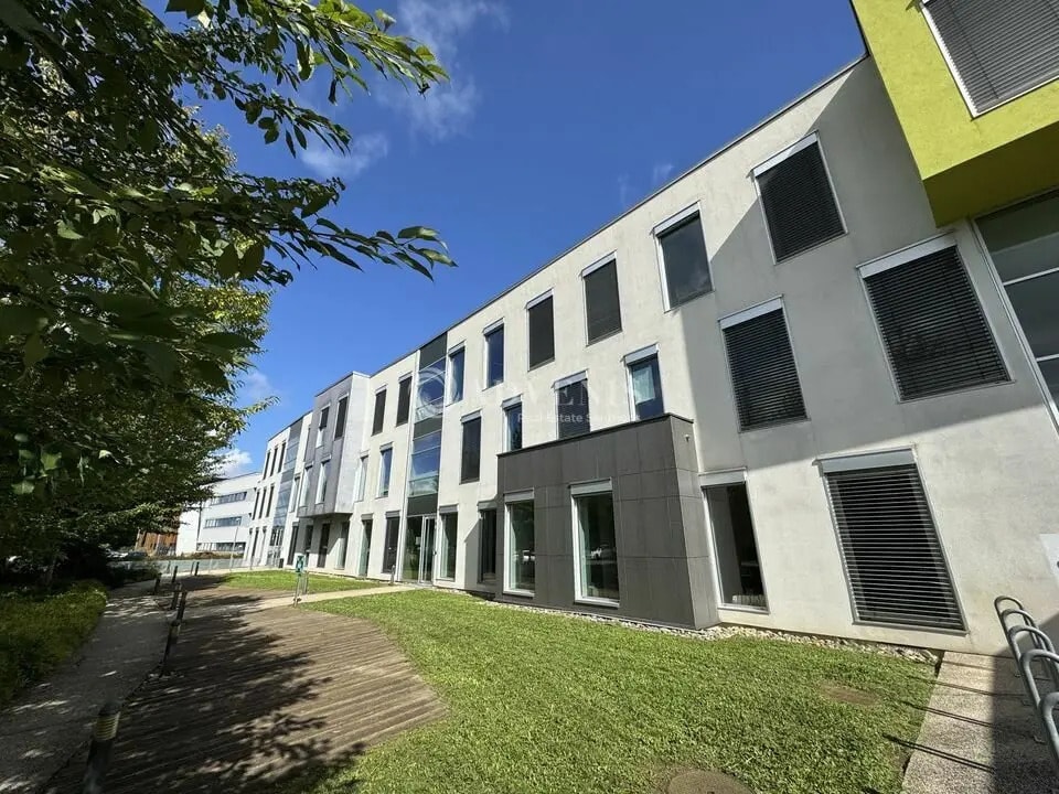 Location Bureaux 60 m² à 756 m² - Photo 1