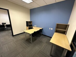 7220 N Lindbergh Blvd, Hazelwood, MO for lease Interior Photo- Image 1 of 17