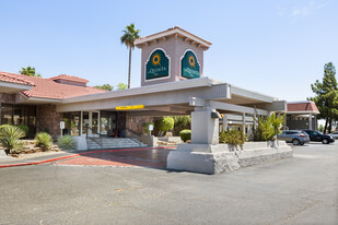 La Quinta Inn by Wyndham Phoenix North - Commercial Kitchen