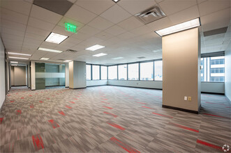 10 W Market St, Indianapolis, IN for lease Interior Photo- Image 1 of 6