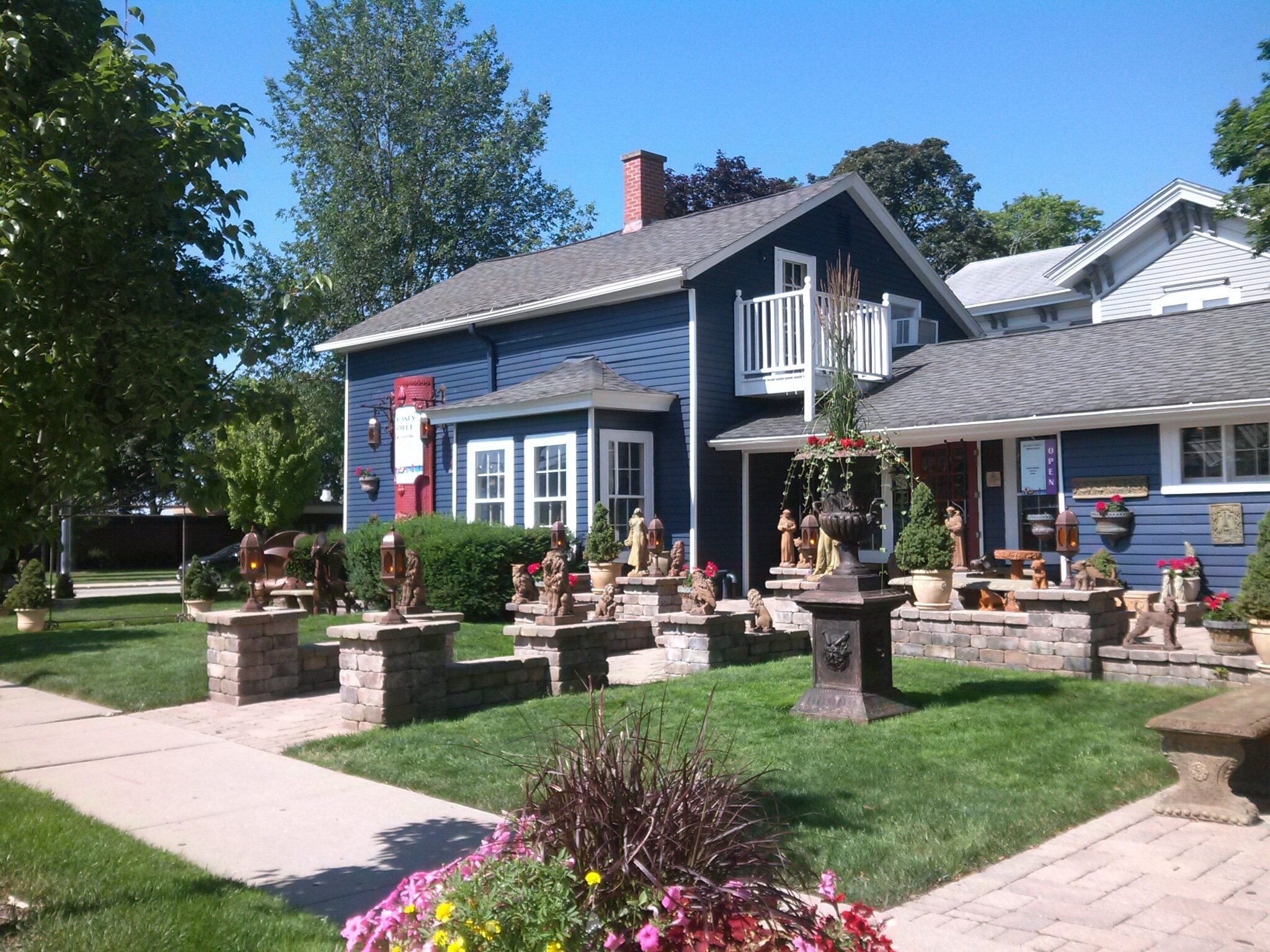 905 W Main St, Lake Geneva, WI for sale Primary Photo- Image 1 of 1