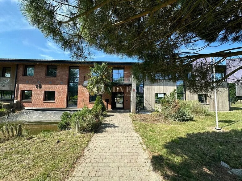 Office in VILLENEUVE-D'ASCQ for lease - Building Photo - Image 3 of 12