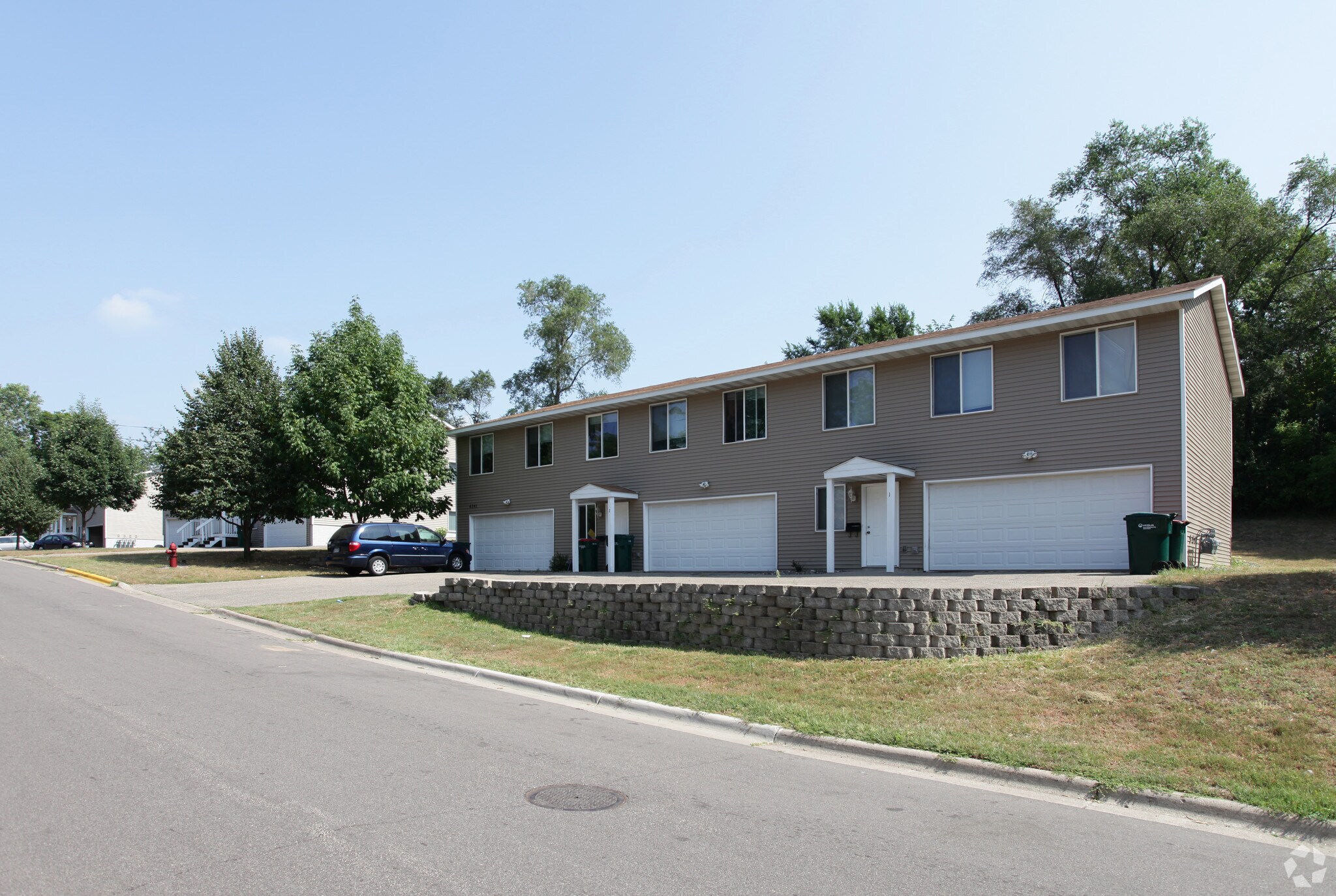 4201-4301 3rd St NE, Columbia Heights, MN for sale Primary Photo- Image 1 of 1