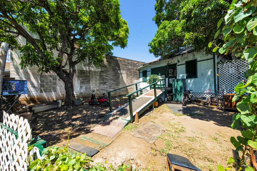 3065 Kapiolani Blvd, Honolulu, HI for sale - Building Photo - Image 3 of 11