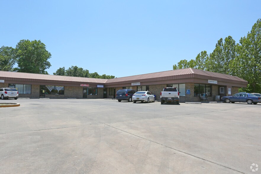 12950 E Britton Rd, Jones, OK for sale - Primary Photo - Image 1 of 1