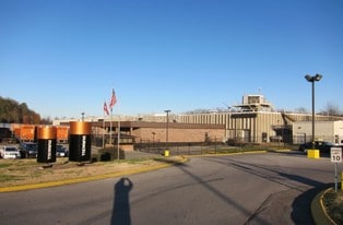 208 Copper Top Ln NE, Cleveland TN - Warehouse