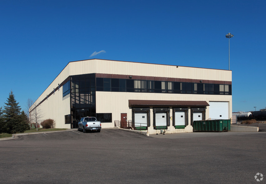 5261 Ashton Ave NE, Fridley, MN for sale - Building Photo - Image 1 of 1