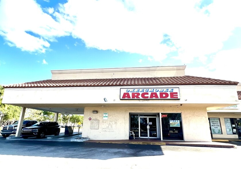 5750-5784 Okeechobee Blvd, West Palm Beach, FL for lease - Building Photo - Image 3 of 13