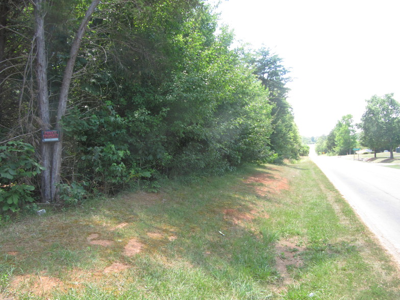 5399 Hwy 55, Clover, SC for lease - Building Photo - Image 3 of 17