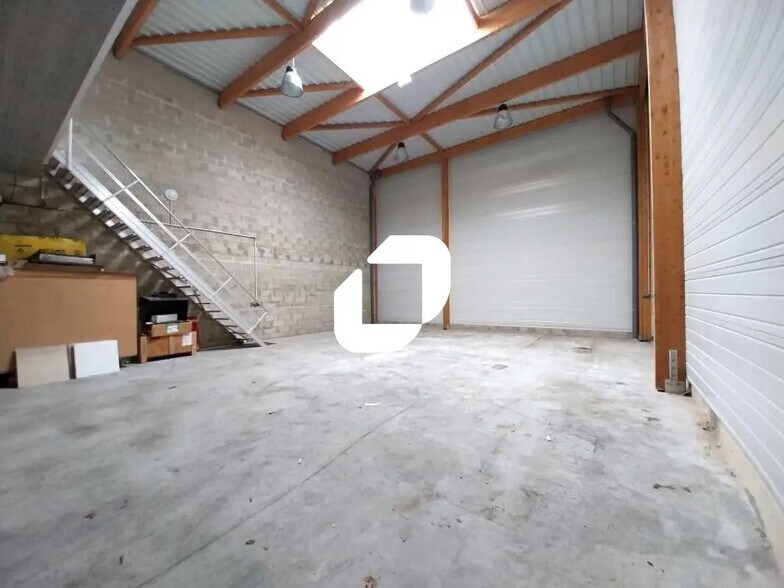 Flex in Gazeran for lease - Building Photo - Image 2 of 22