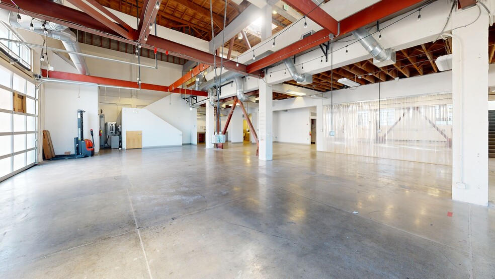 380 Washington St, Oakland, CA for lease - Matterport 3D Scan - Image 2 of 46