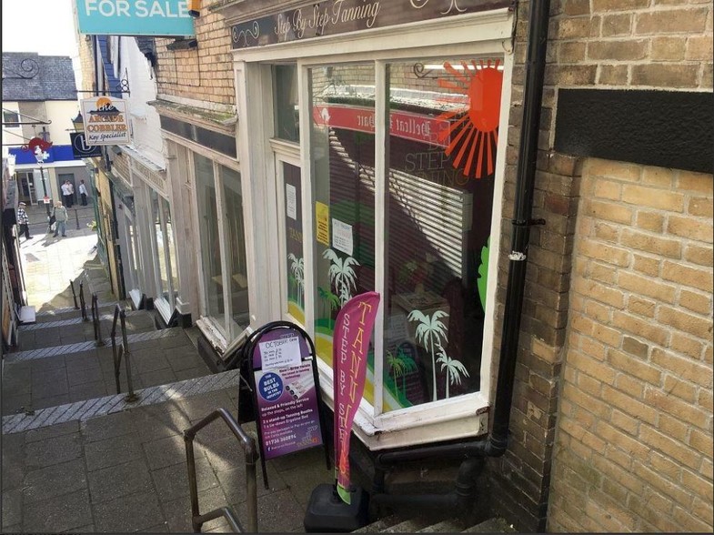 Arcade Steps, Market Jew St, Penzance for sale - Building Photo - Image 1 of 1