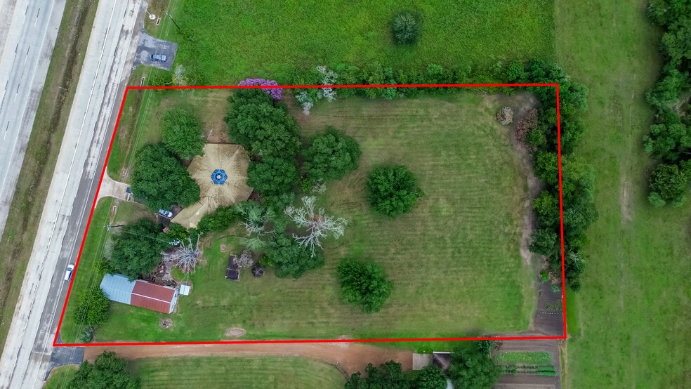 4579 SE I 10 Frontage Rd, Sealy, TX for sale - Building Photo - Image 3 of 13