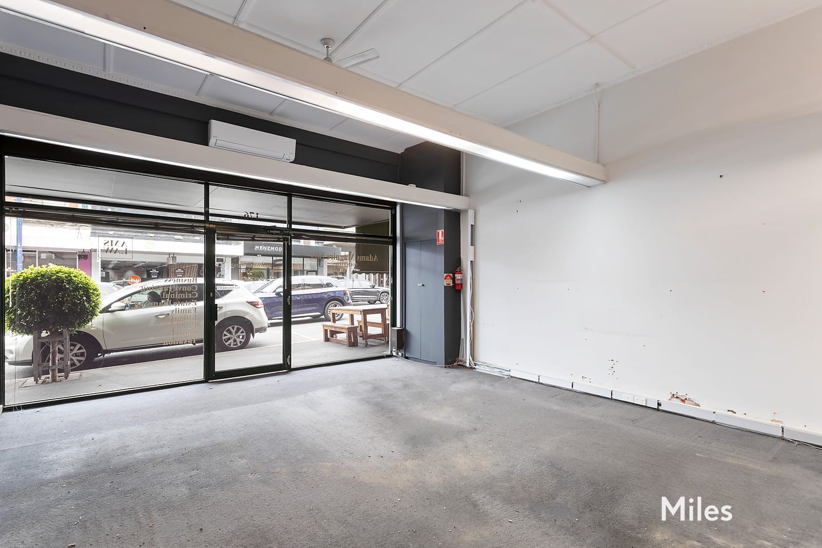 176-178 Heidelberg Rd, Ivanhoe for lease Interior Photo- Image 1 of 6