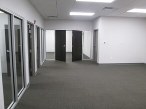 2700 Blairstone Rd, Tallahassee, FL for lease Interior Photo- Image 1 of 3