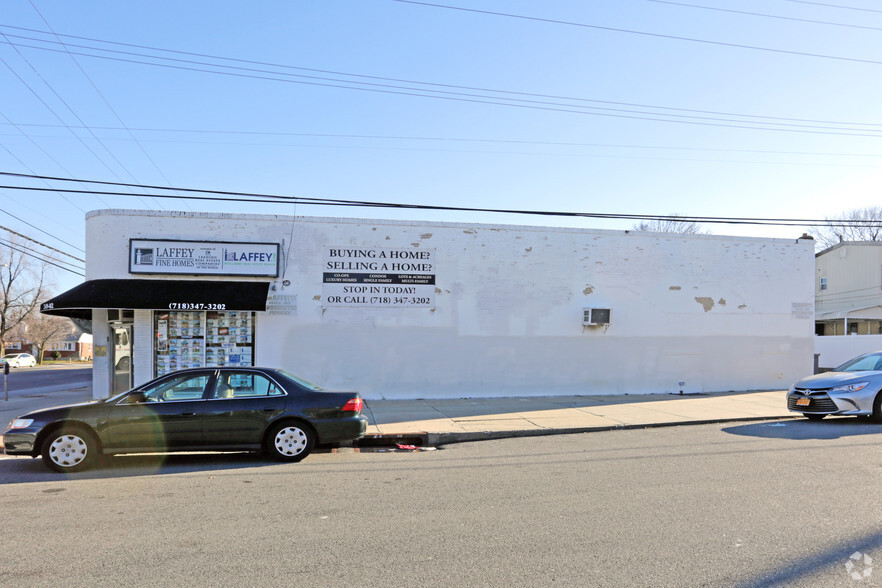 249-02-249-20 Hillside Ave, Bellerose, NY for lease - Building Photo - Image 3 of 9