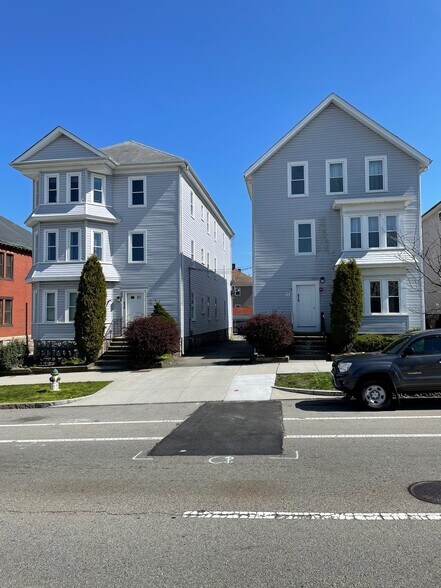 670-676 Plymouth Ave, Fall River, MA for sale - Building Photo - Image 1 of 1