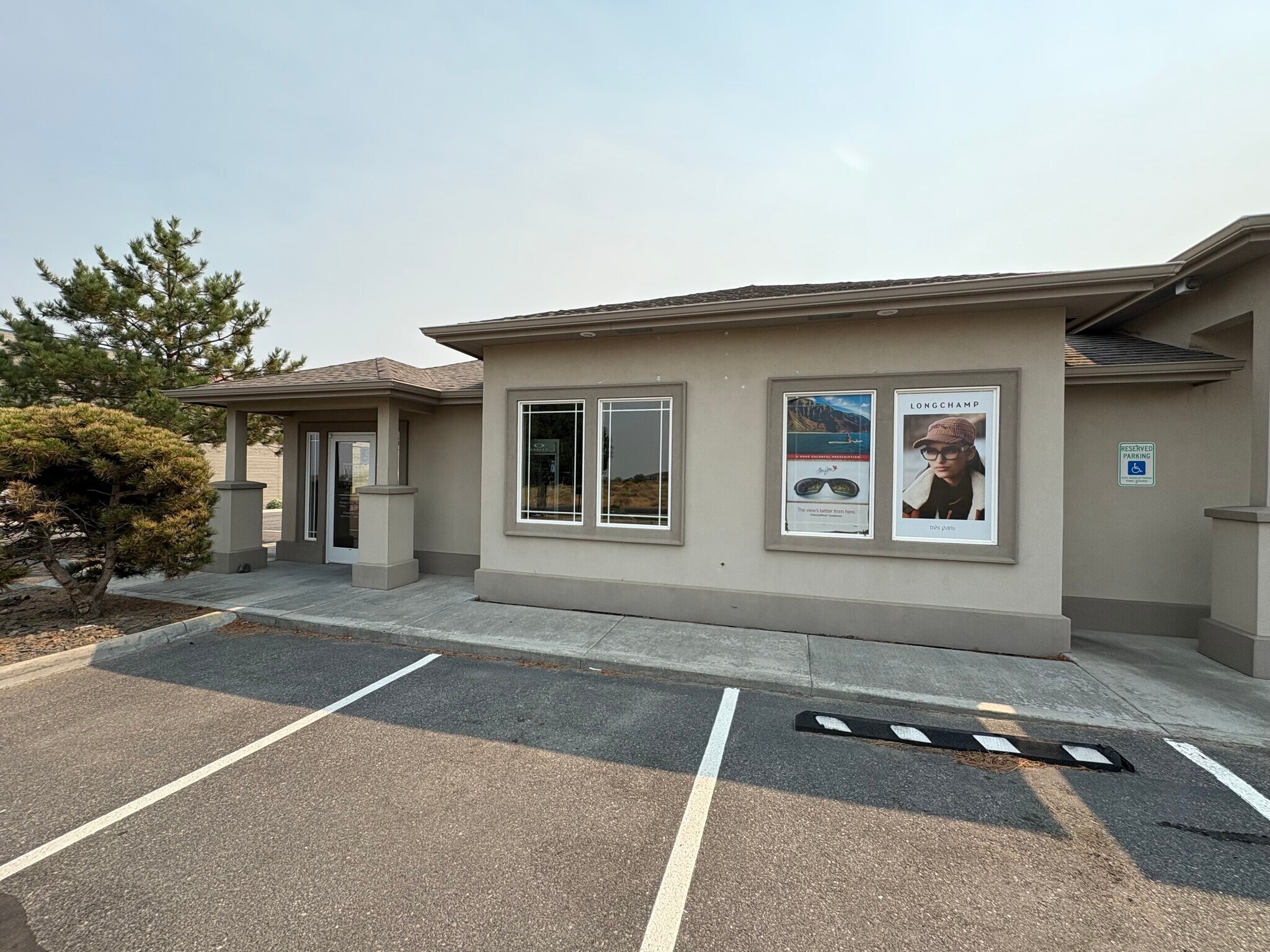 7015 W Deschutes Ave, Kennewick, WA for lease Building Photo- Image 1 of 5