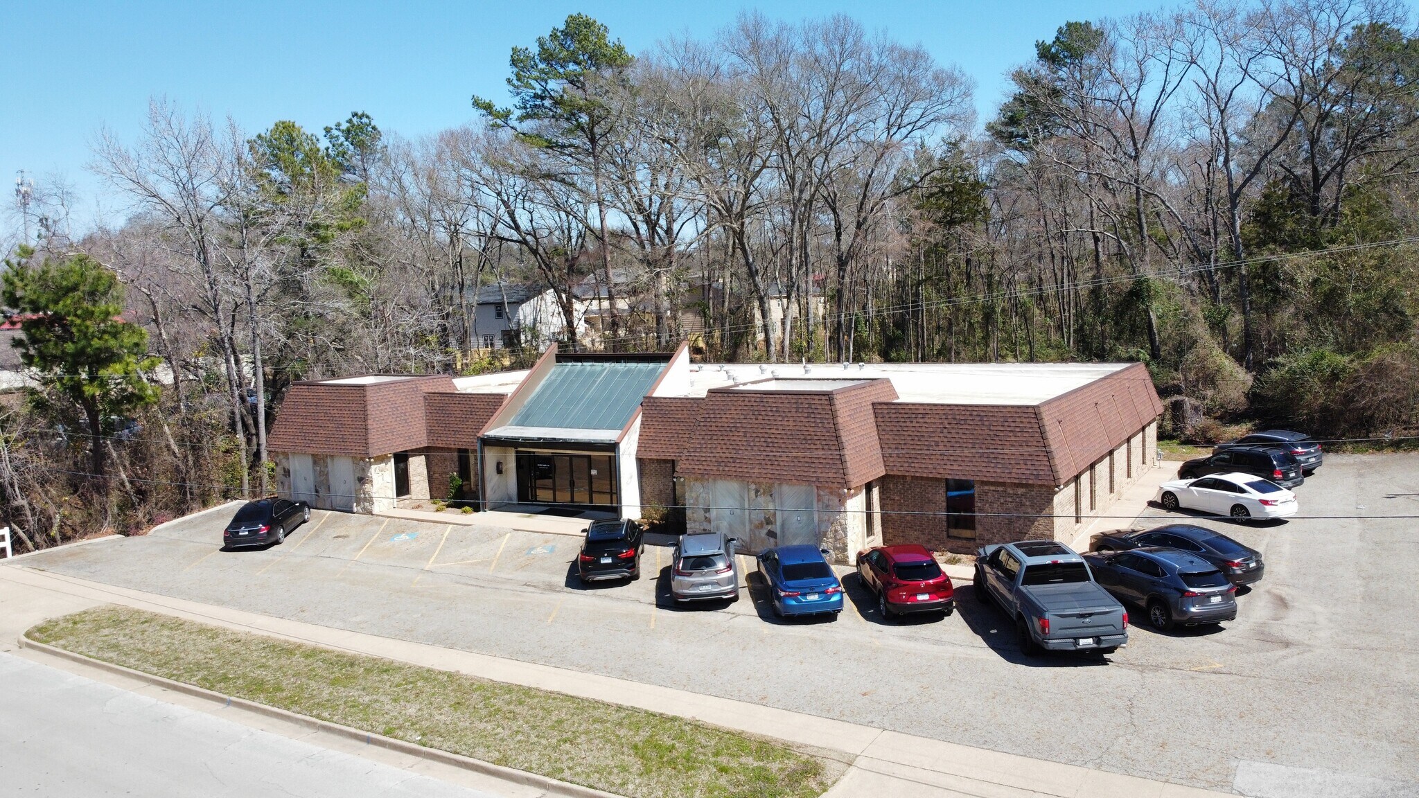 4000 Southpark Dr, Tyler, TX for sale Building Photo- Image 1 of 1